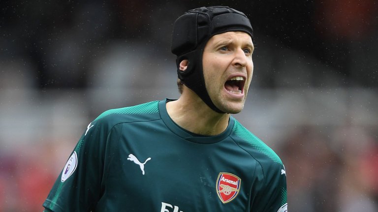 Cech Catatkan Cleen Sheat ke-200 Saat Laga Kontra Watford